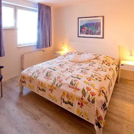 Ferienhaus Haus Lora *