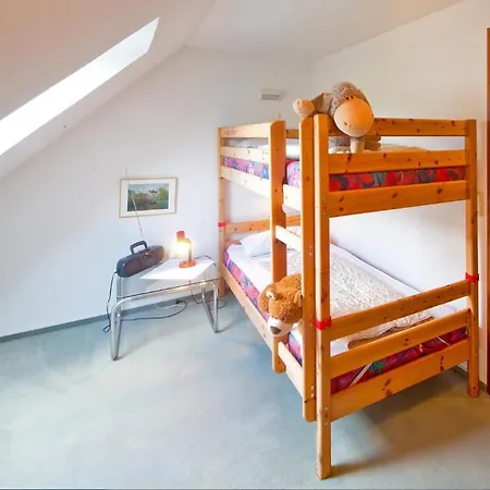 Haus Lora Ferienhaus *